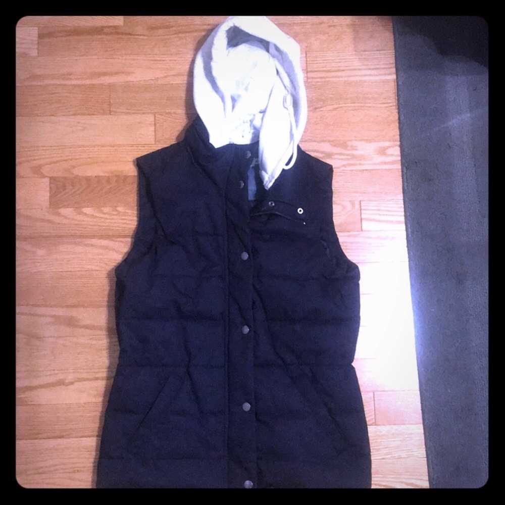 H&M Navy Puffer Vest with Gray hood